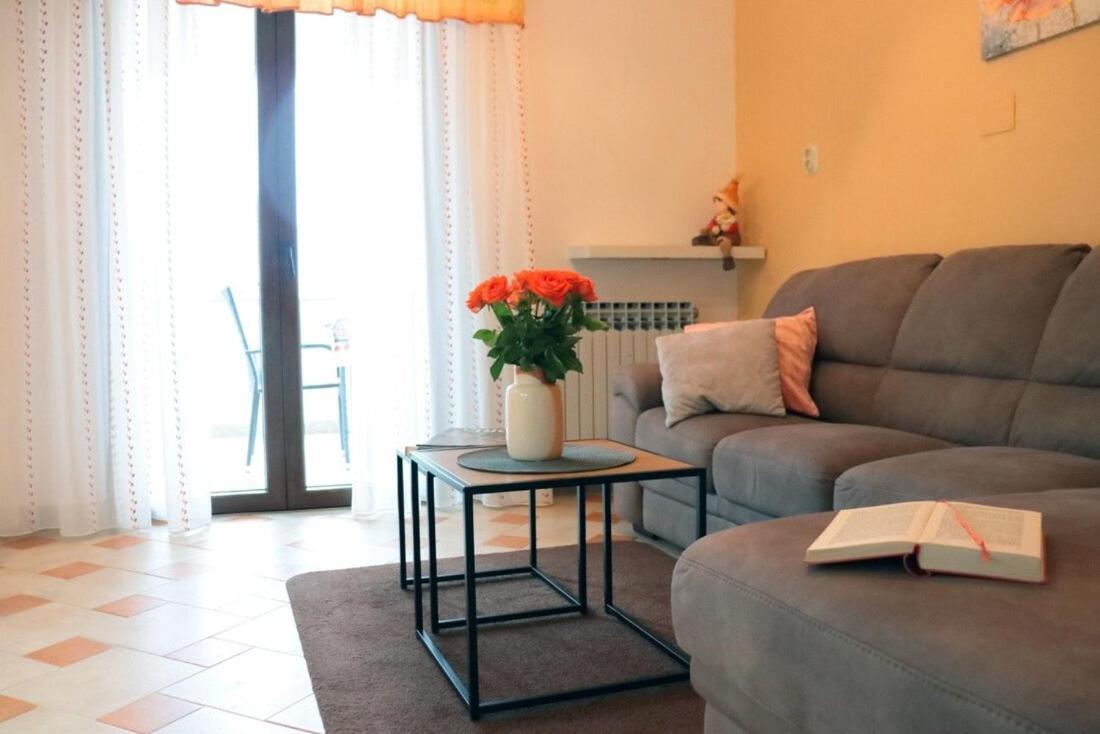Villa Diana Apartments 포레치 외부 사진